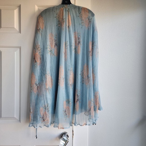 New Dahlia Tunic in Dark Combo Free People size S sold out everywhere - Picture 8 of 8
